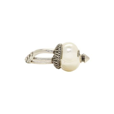 gucci 5 finger pearl